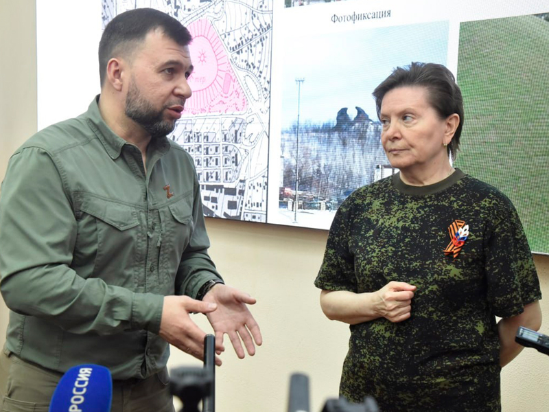 Наталья Комарова передала от югорчан гуманитарную помощь военнослужащим.