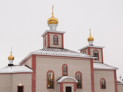Храм в честь святого равноапостольного князя Владимира.