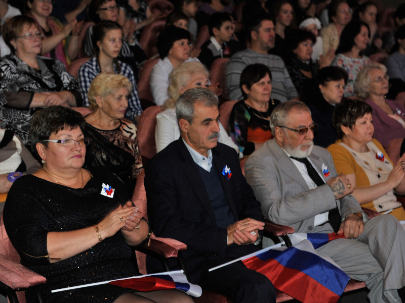 Жители Нефтеюганского района отметили всероссийский праздник – День народного единства 04.11.2015.